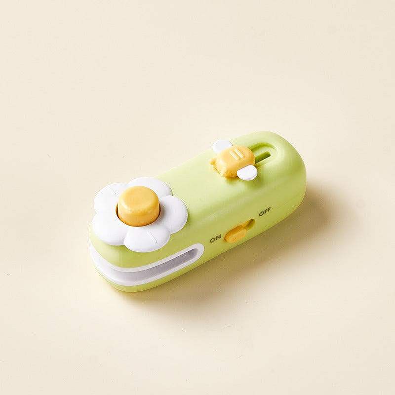 A Portable Snack Sealing Machine,Mini Rechargeable And Compact
